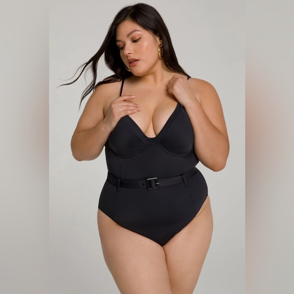 Good American Showoff Black One Piece Swimsuit Black - Picture 2 of 13
